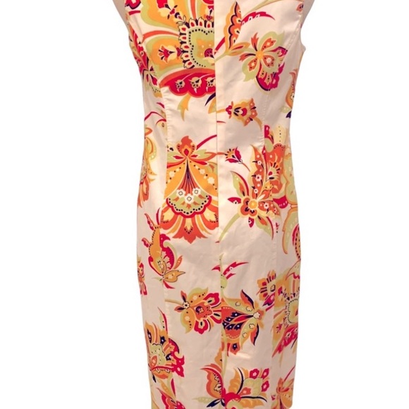 Les Copains Dress Beautiful EUC Italian Designer Sheath in White Florals sz 8 - Picture 2 of 9